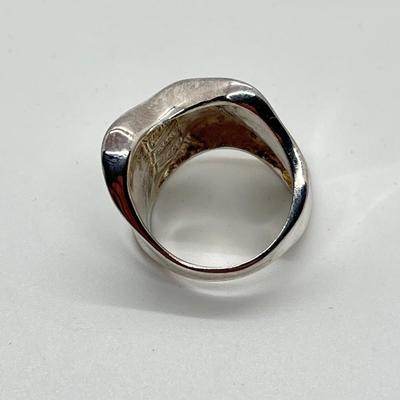 LOT 19: Arte d'Argento Sterling Silver Bold Wavy Ring - Size 7