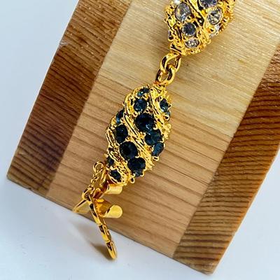 LOT 40: Jaqueline Kennedy Reproduction Royal Color Bracelet - 7-1/4" - 8-1/4"