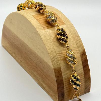 LOT 40: Jaqueline Kennedy Reproduction Royal Color Bracelet - 7-1/4" - 8-1/4"