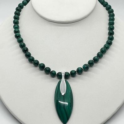 LOT 69: Sterling Silver & Malachite Marquise-Shaped Enhancer on 18