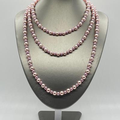 LOT 84: Majestic Pink Simulated Pearl 60