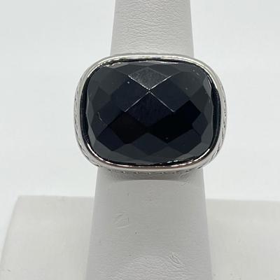 LOT 106: Steel By Design Stainless Steel & Faceted Onyx Gemstone Rectangle Ring - Size 6