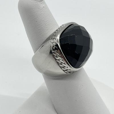 LOT 106: Steel By Design Stainless Steel & Faceted Onyx Gemstone Rectangle Ring - Size 6