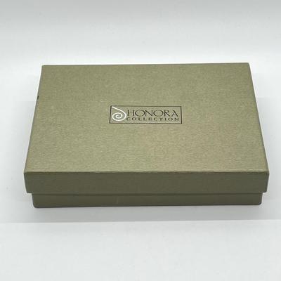 LOT 108: Set of Three Honora Pearl Stretch Bracelets