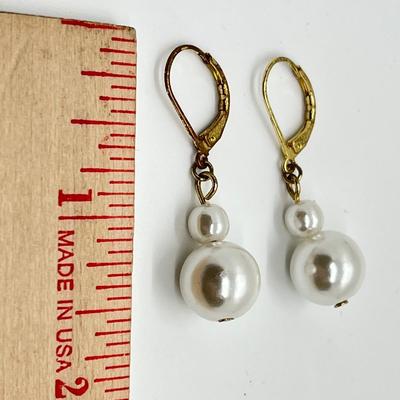 LOT 110: Simulated Pearl Necklace (18" + 3" Ext.) & Two Pair of Matching Earrings