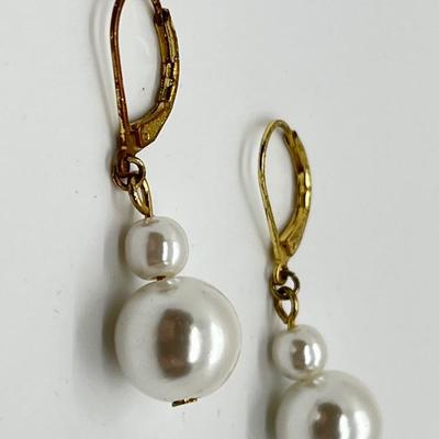 LOT 110: Simulated Pearl Necklace (18" + 3" Ext.) & Two Pair of Matching Earrings