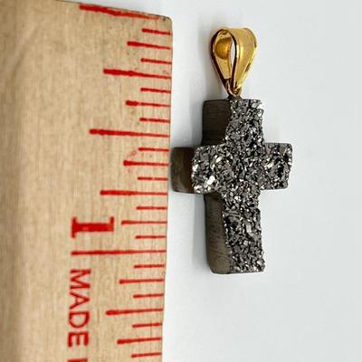 LOT 111: Carved Drusy Cross Pendant with 14K Gold