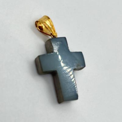 LOT 111: Carved Drusy Cross Pendant with 14K Gold