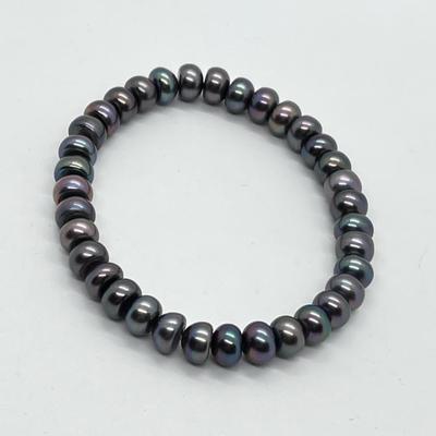 LOT 113: Honora Cultured Freshwater Pearls Set - 18" Necklace. Stretch Bracelet, Pierced Stud Earrings