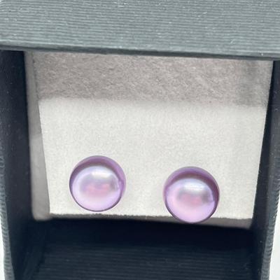 LOT 119: Two Pairs of Honora Cultured Pearl Stud Earrings