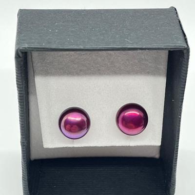 LOT 119: Two Pairs of Honora Cultured Pearl Stud Earrings