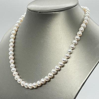 LOT 120: Honora 7mm Cultured Freshwater Pearl 18: Necklace