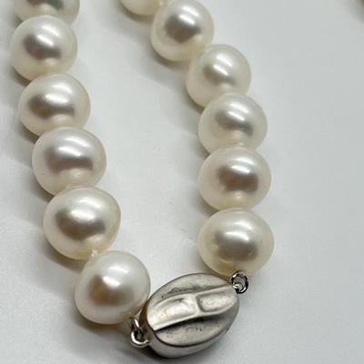 LOT 122: Honora 9mm "Potato" Cultured Freshwater Pearl 18" Necklace