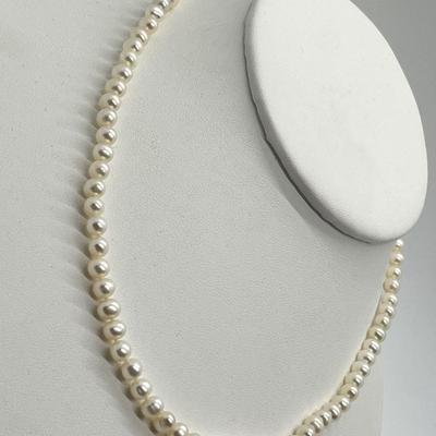 LOT 123: Lee Sands Cultured Pear 18" Necklace and Earrings Set