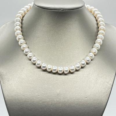 LOT 131: Honora 10mm Rondel Cultured Freshwater Pearl 17" Necklace