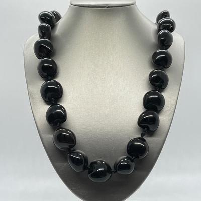 LOT 135: Lee Sands Kukui Nut 33" Ribbon Necklace & Earrings Set