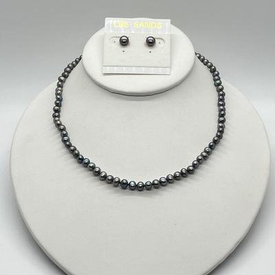 LOT 142: Lee Sands Cultured Pearl 18" Necklace and Earrings Set