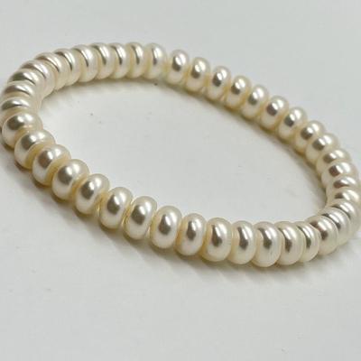 LOT 147: Honora Cultured Freshwater Pearl Three Piece Wardrobe Set - 18" Necklace, Stretch Bracelet, Stud Earrings