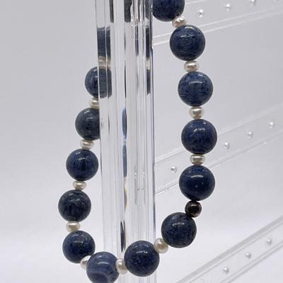 LOT 157: Lee Sands Blue Coral Stretch Bracelet