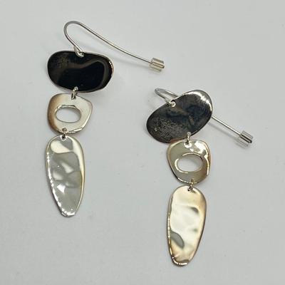 LOT 168: RLM Studio Sterling Silver Hammered Three Tier Drop Earrings