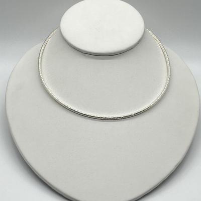 LOT 180: Sterling Silver 18" Diamond Cut Omega Wire Necklace