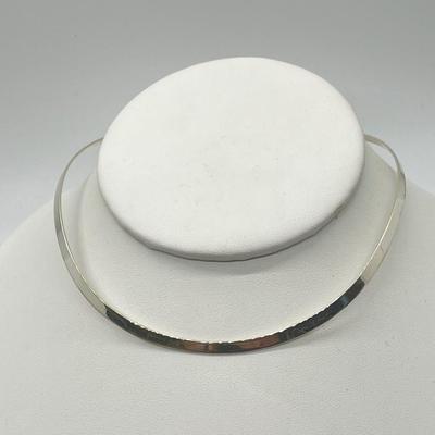 LOT 183: Sterling Silver Reversible Pendant w/Collar and three Colored Leather Cords