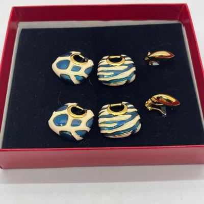 LOT 186: Kenneth Jay Lane Interchangeable Earrings - Pierced and Clip-On