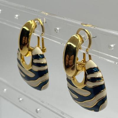 LOT 186: Kenneth Jay Lane Interchangeable Earrings - Pierced and Clip-On