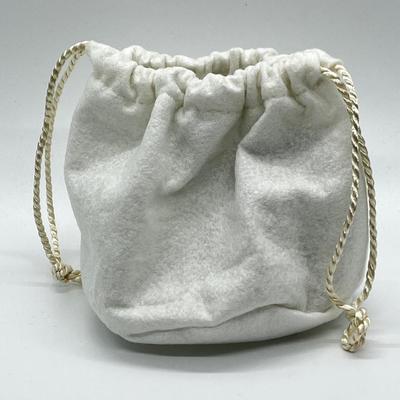 LOT 189: Nine Silvertone Locking Magnetic Jewelry Clasps