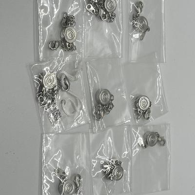 LOT 189: Nine Silvertone Locking Magnetic Jewelry Clasps