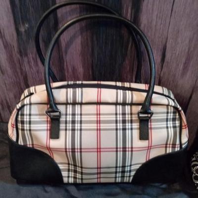LOT 36  LORD & TAYLOR PLAID PURSE AND THIRTY ONE CLOTH PURSE WITH LEATHER ACCENTS