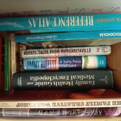 LOT 29 HARDBACK BOOKS