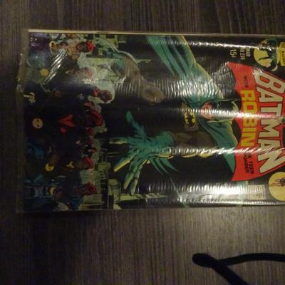 LOT 91. COMIC BOOKS