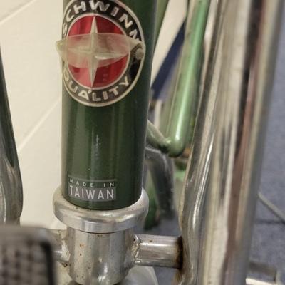 Green Menâ€™s Schwinn Tailwind Bicycle