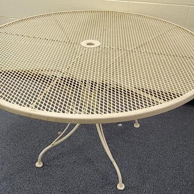 7 Pc Iron Patio Set