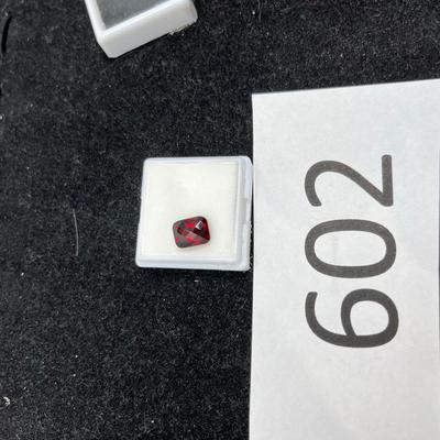 Loose Stone Garnet