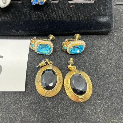 Lot of Costume Earrings & Rings