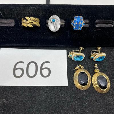 Lot of Costume Earrings & Rings