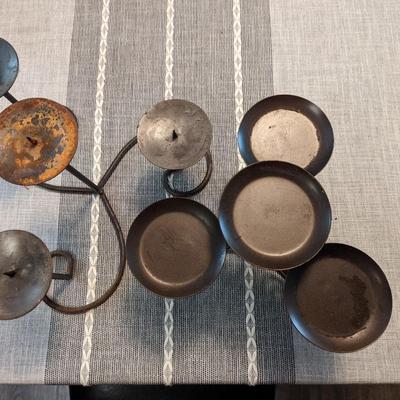 Set of metal candle holders