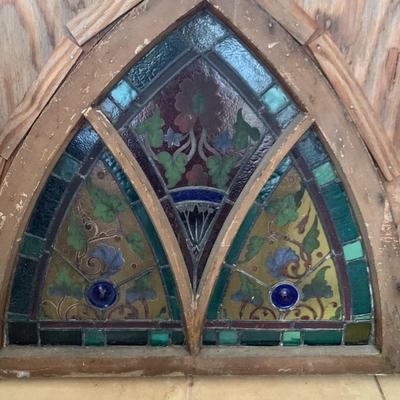 Beautiful vintage / antique stain glass church window