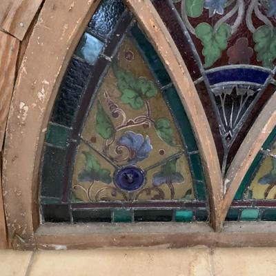 Beautiful vintage / antique stain glass church window