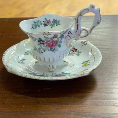 Occupied Japan miniature tea cup and saucer
