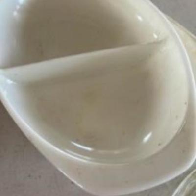 Vintage Pyrex Dishes