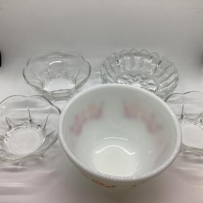 Vintage Pyrex Friendship bowl, 2 small 70â€™s mixing, 5 glass bowls