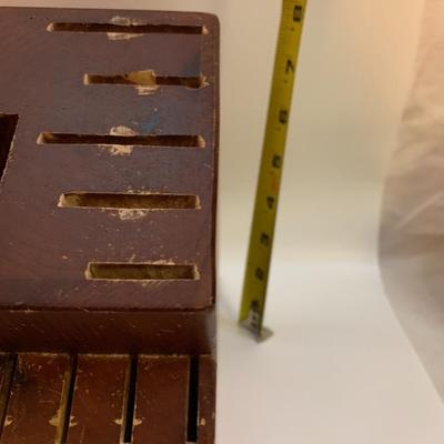 19 slot Wood Knife Block - 8.5â€ deep x 6â€ wide x 8â€ high approx