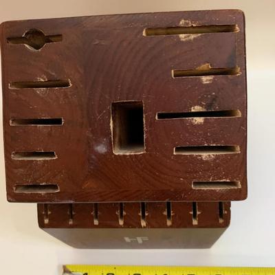 19 slot Wood Knife Block - 8.5â€ deep x 6â€ wide x 8â€ high approx