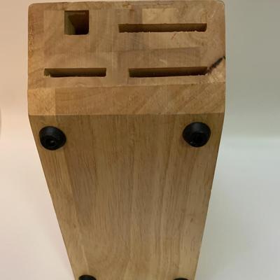 Chicago Cutlery 9-Slot Wooden Knife Block Holder 9.5â€ long x 9â€ high x 4.5â€ wide approx