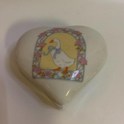 Country Geese & Flowers Heart Trinket Box â€“ Goose with Blue Ribbon Bows â€“ Vintage Porcelain Heart Jewelry Box - 3â€ wide x 3â€...