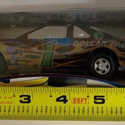 DT Racing 1/24 scale free wheeling action car 7â€ approx