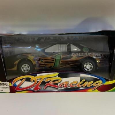 DT Racing 1/24 scale free wheeling action car 7â€ approx